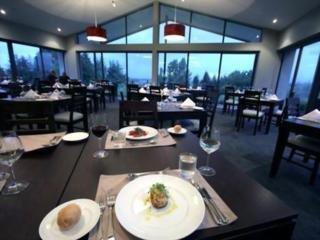 Resort Braemar And 5*